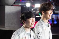 开云官方入口包含Rookie连续十场比赛得分超过势不可挡，美国队挑战极限！的词条