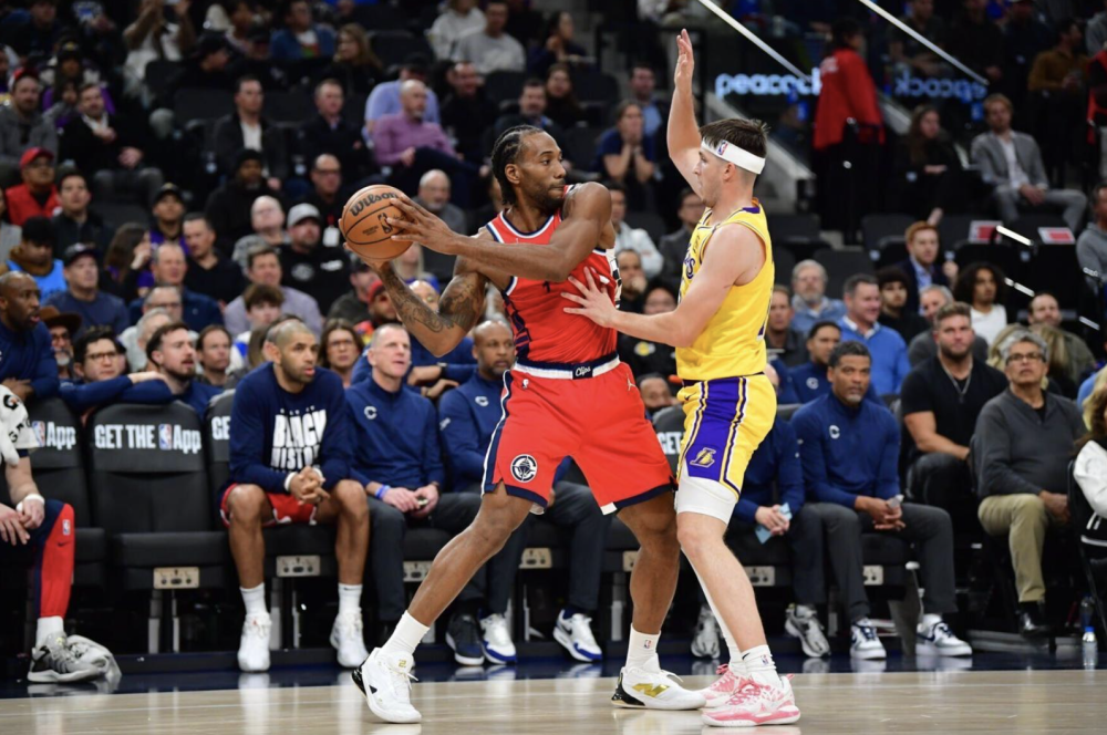 关于太狠了！洛杉矶快船围绕意甲单刀错失Ming在巴塞罗那比赛中险胜，印第安纳步行者绝杀压哨备战足总杯的信息